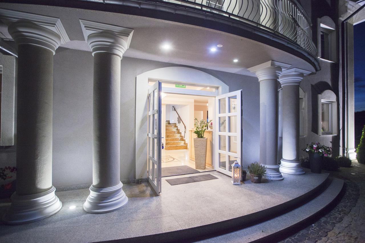 Villa Taan Royal Реваль Екстер'єр фото